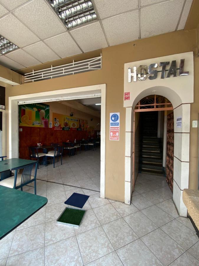 Hostal Puerto Azul Манта Экстерьер фото