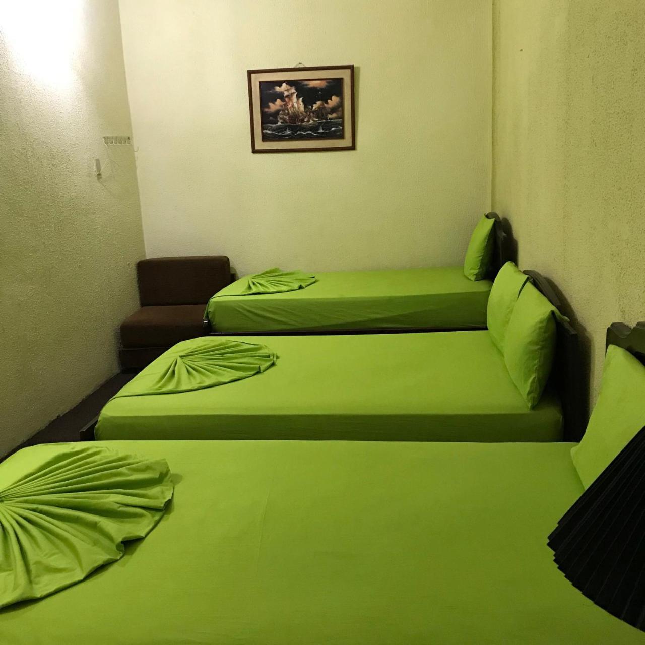 Hostal Puerto Azul Манта Экстерьер фото